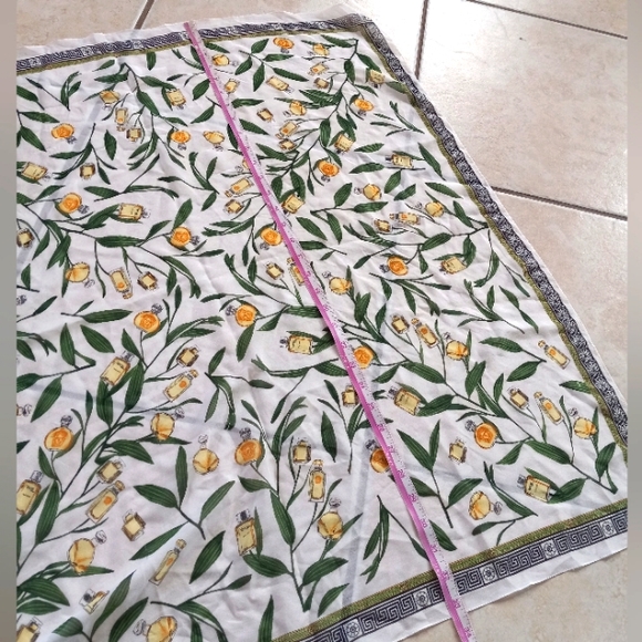 Gianni Versace Vintage 80's Profumi Chiffon Scarf Versace Perfume Logo Motif - Picture 11 of 13